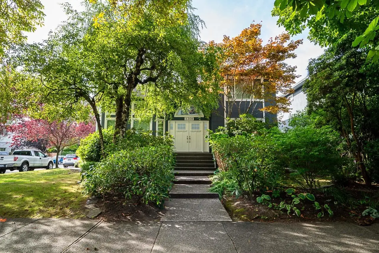 2308 W 14TH AVENUE, Vancouver BC V6K 2W3