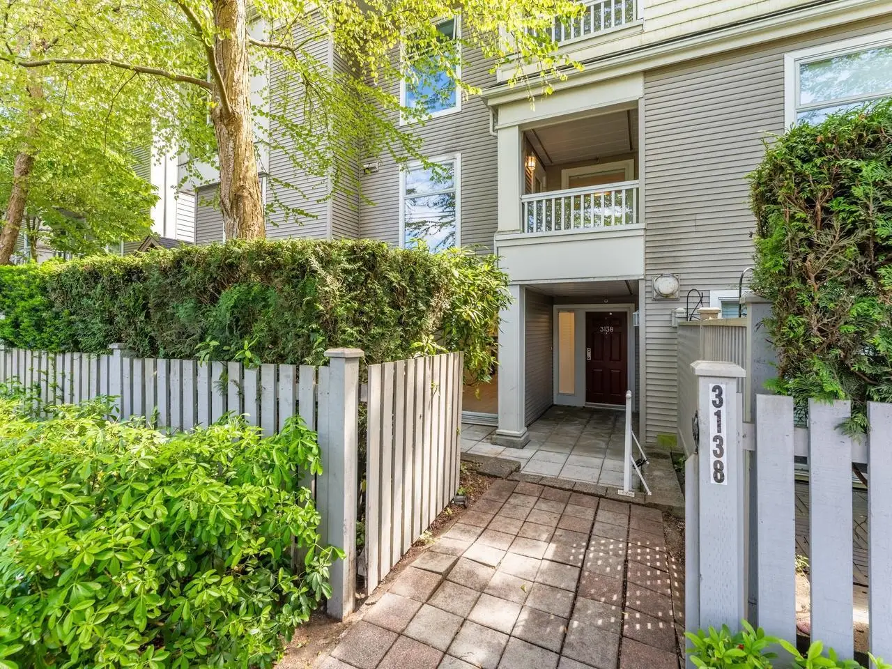 3138 W 4TH AVENUE, Vancouver BC V6K 1R7
