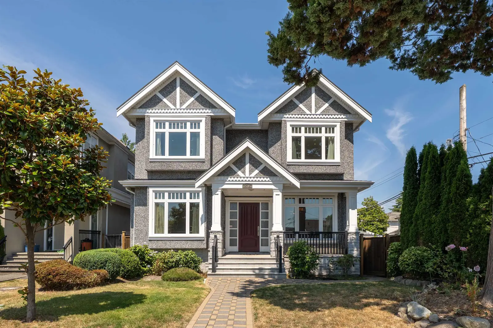 2715 W 20TH AVENUE, Vancouver BC V6L 1H1