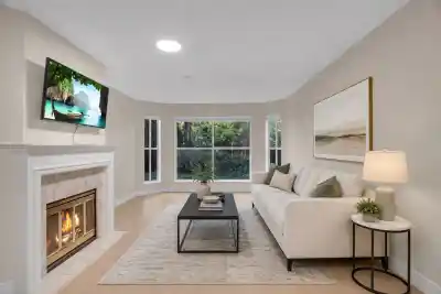 111 7171 121 STREET, Surrey BC V3W 1G9