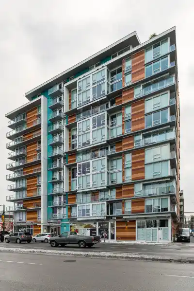 204 180 E 2ND AVENUE, Vancouver BC V5T 0K4