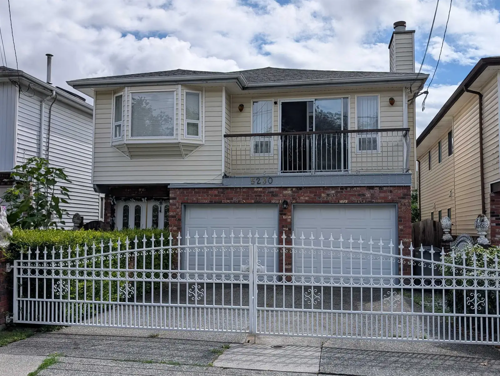 5230 MCKINNON STREET, Vancouver BC V5R 4C6