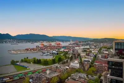 3304 128 W CORDOVA STREET, Vancouver BC V6B 0E6