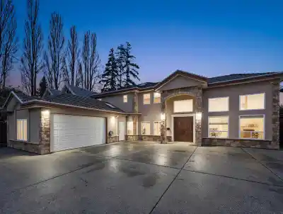 9531 BAKERVIEW DRIVE, Richmond BC V7A 2A2