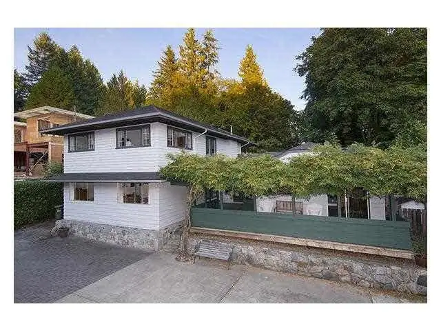 4321 KEITH ROAD, West Vancouver BC V7W 2L9