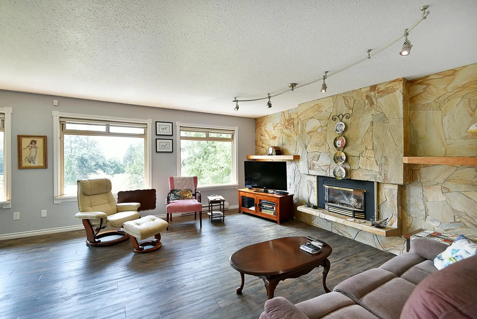 6450 JASPER ROAD, Sechelt BC V7Z 0S6