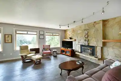 6450 JASPER ROAD, Sechelt BC V7Z 0S6