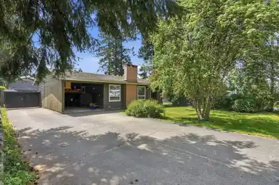 11470 95 AVENUE, Delta BC V4C 3T2
