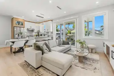 2743 MCGILL STREET, Vancouver BC V5K 1H4