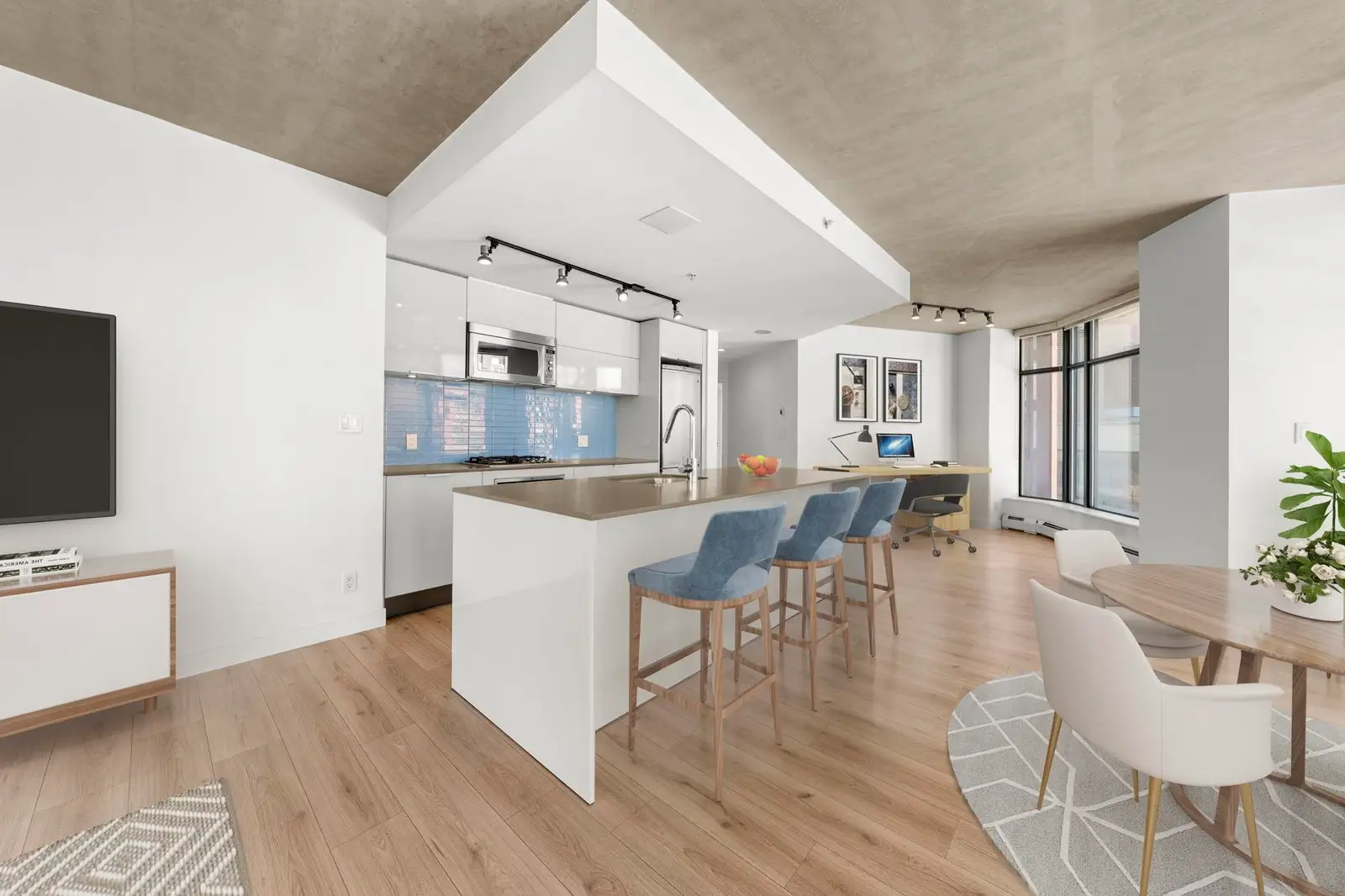 810 128 W CORDOVA STREET, Vancouver BC V6B 0E6