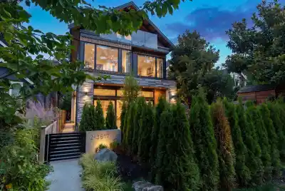 2 3617 W 12TH AVENUE, Vancouver BC V6R 2N5