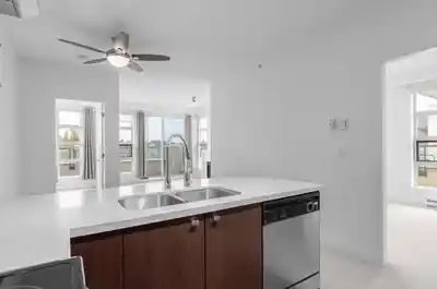 407 4550 FRASER STREET, Vancouver BC V5V 4G8