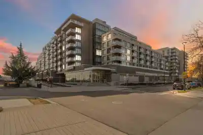 TH 109 755 HARBOURSIDE DRIVE, North Vancouver BC V7P 0G1