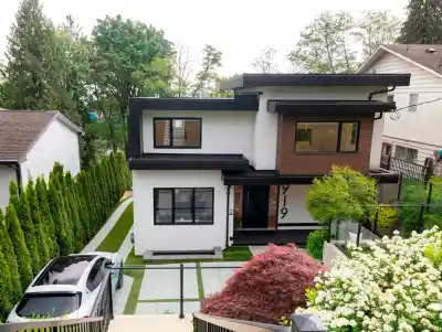 919 E 4TH STREET, North Vancouver BC V7L 1K3