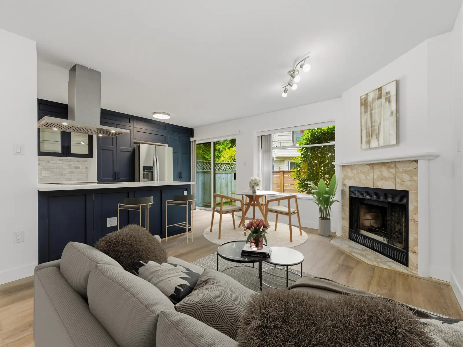 3 7691 MOFFATT ROAD, Richmond BC V6Y 1X9