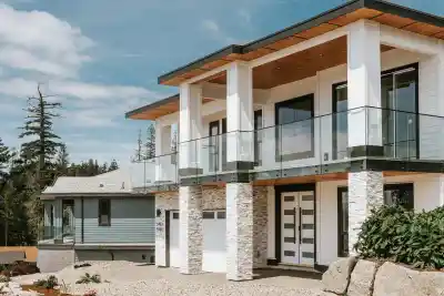 5962/64 BARNACLE STREET, Sechelt BC V7Z 0V4