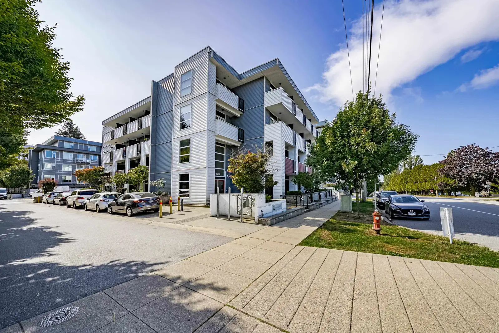 410 13678 GROSVENOR ROAD, Surrey BC V3R 5E2