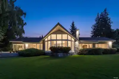 5985 NEWTON WYND, Vancouver BC V6T 1H8