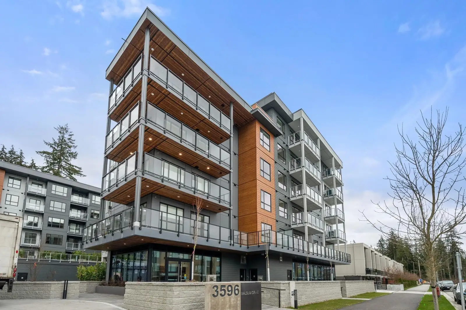 409 3596 MALSUM DRIVE, North Vancouver BC V7G 0B5