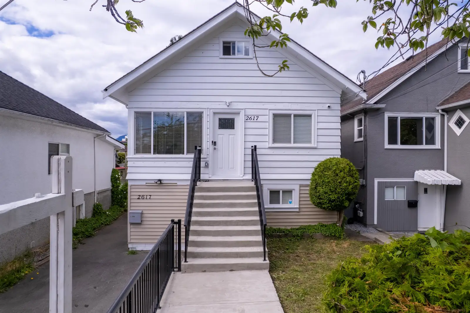 2617 TURNER STREET, Vancouver BC V5K 2G1