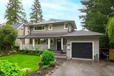 3067 PLYMOUTH DRIVE, North Vancouver BC V7H 1C8