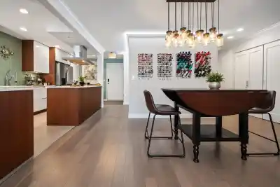 6 1234 W 7TH AVENUE, Vancouver BC V6H 1B6