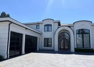 8480 MOWBRAY ROAD, Richmond BC V7A 2B7