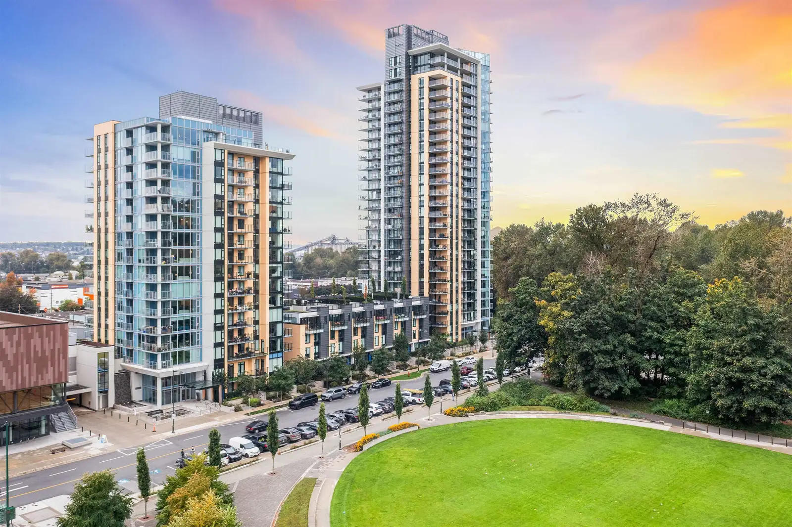 1705 1401 HUNTER STREET, North Vancouver BC V7J 0E2