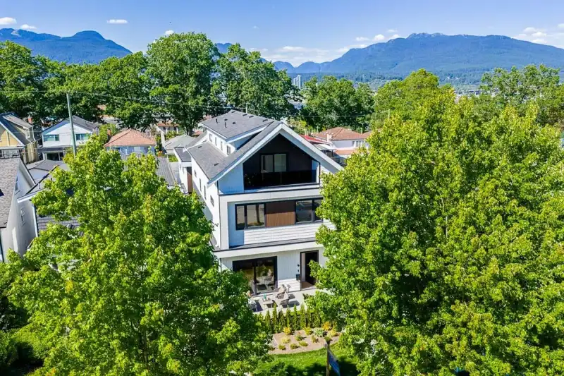 1 2875 CAMBRIDGE STREET, Vancouver