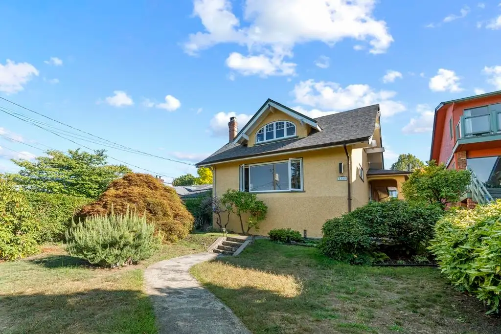 4540 W 3RD AVENUE, Vancouver BC V6R 1N2