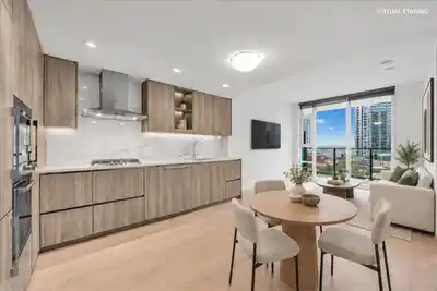 801 9887 WHALLEY BOULEVARD, Surrey BC V3T 0P4