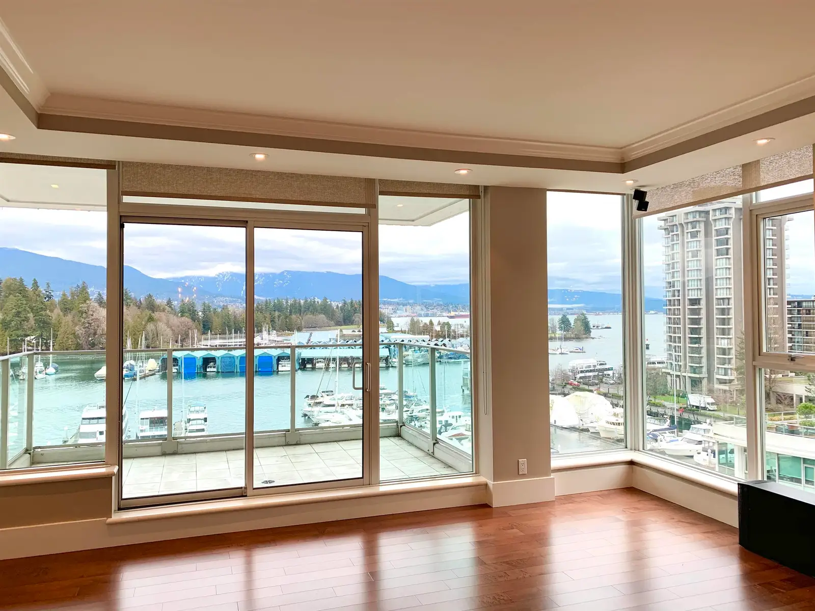 803 1777 BAYSHORE DRIVE, Vancouver BC V6G 3H2