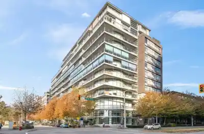 1102 181 W 1ST AVENUE, Vancouver BC V5Y 0E3