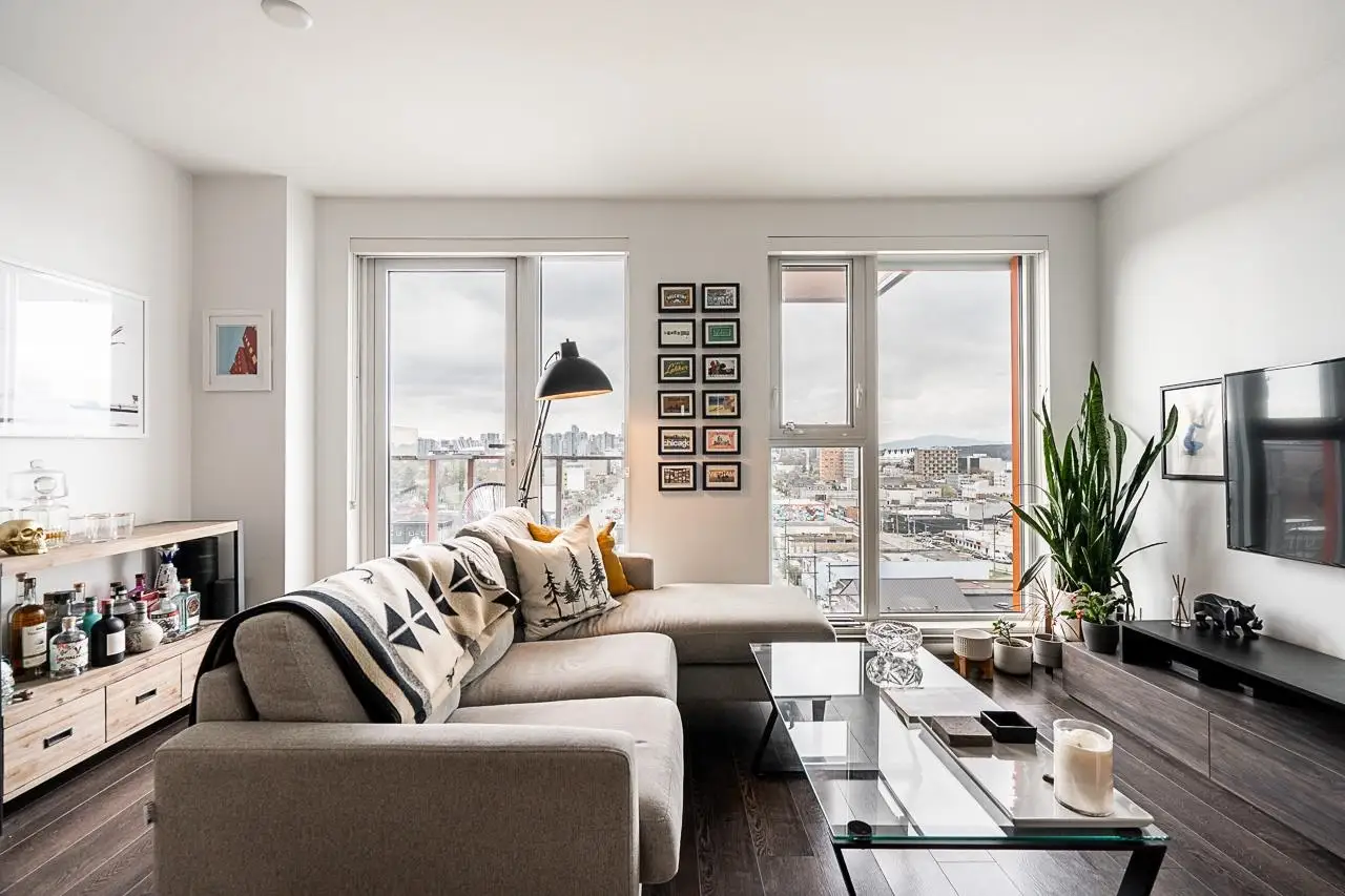 1110 933 E HASTINGS STREET, Vancouver BC V6A 0G6
