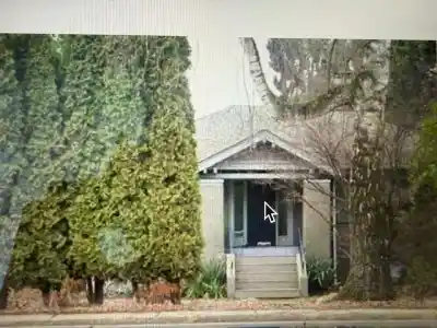 4777 OAK STREET, Vancouver BC V6H 2N8