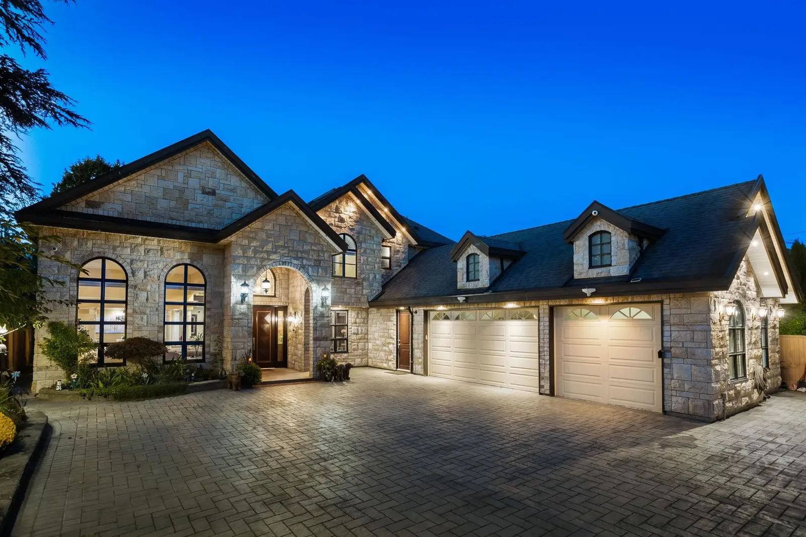 4191 WESTMINSTER HIGHWAY, Richmond BC V7C 1B3