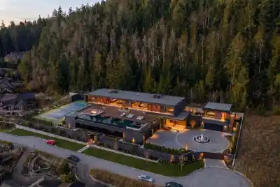 2345 KADLEC COURT, West Vancouver BC V7S 3K3