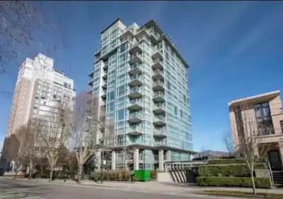 207 1889 ALBERNI STREET, Vancouver BC V6G 3G7