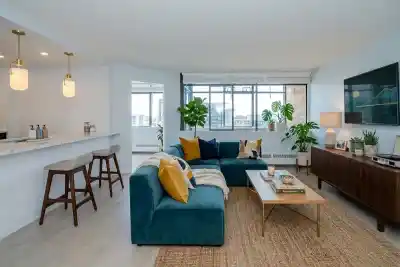 1504 6631 MINORU BOULEVARD, Richmond BC V6Y 1Z1