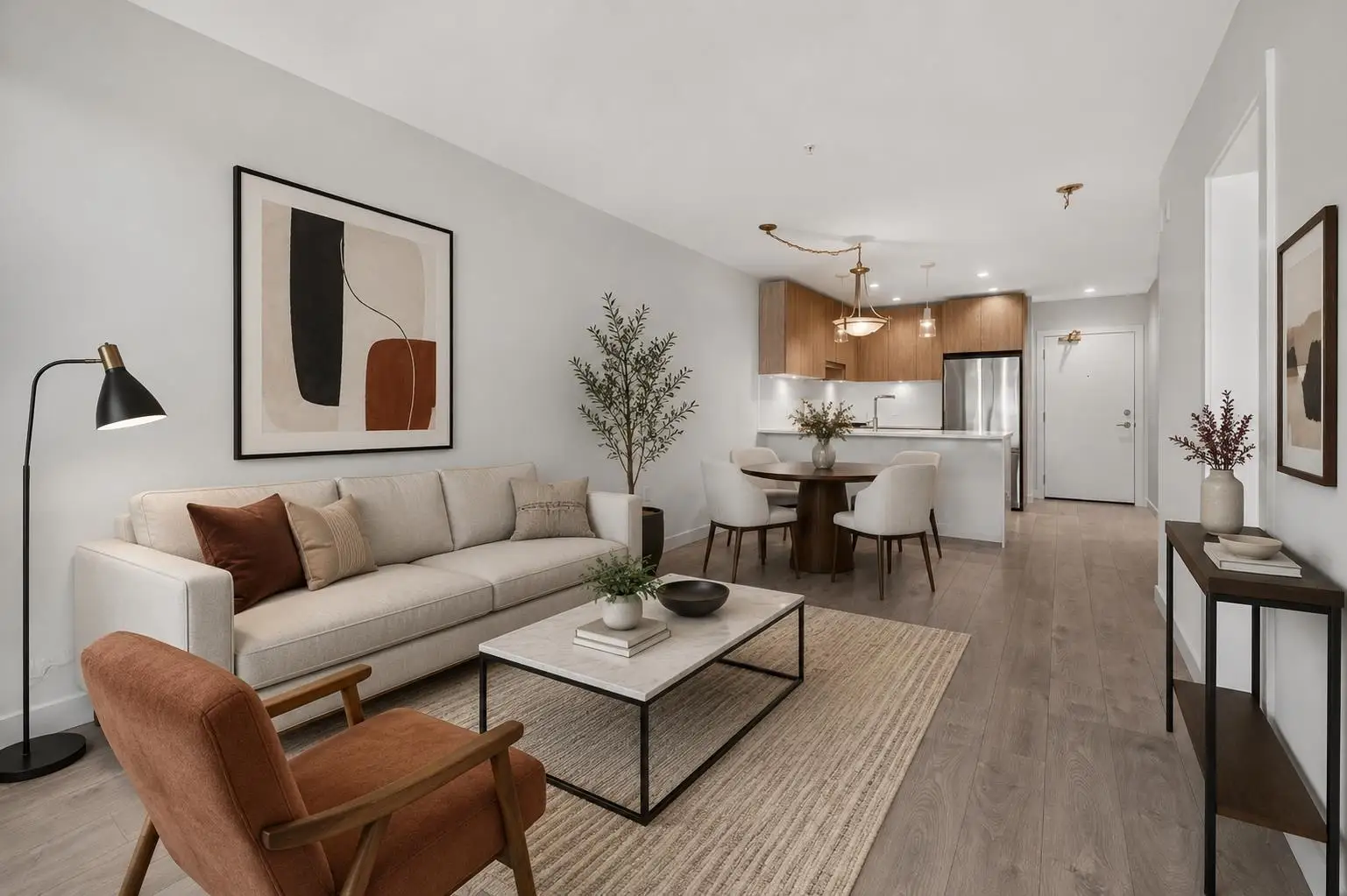 210 108 E 8TH STREET, North Vancouver BC V7L 0H1