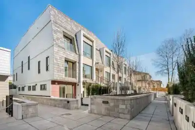153 408 W 45TH AVENUE, Vancouver BC V5Y 0P6