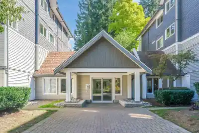 206 9668 148 STREET, Surrey BC V3R 0W2
