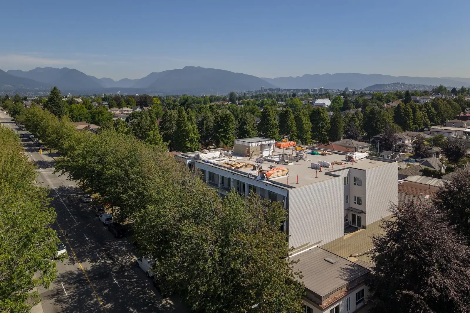 405 2250 NANAIMO STREET, Vancouver BC V5N 5C9