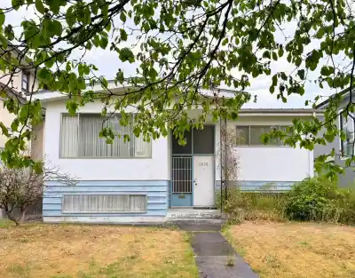 2635 BOBOLINK AVENUE, Vancouver BC V5S 2G1