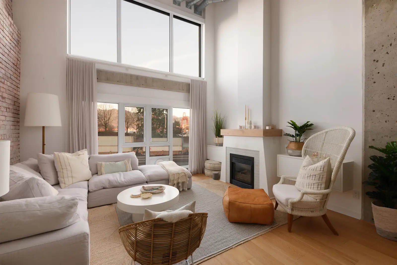 308 27 ALEXANDER STREET, Vancouver BC V6A 1B2