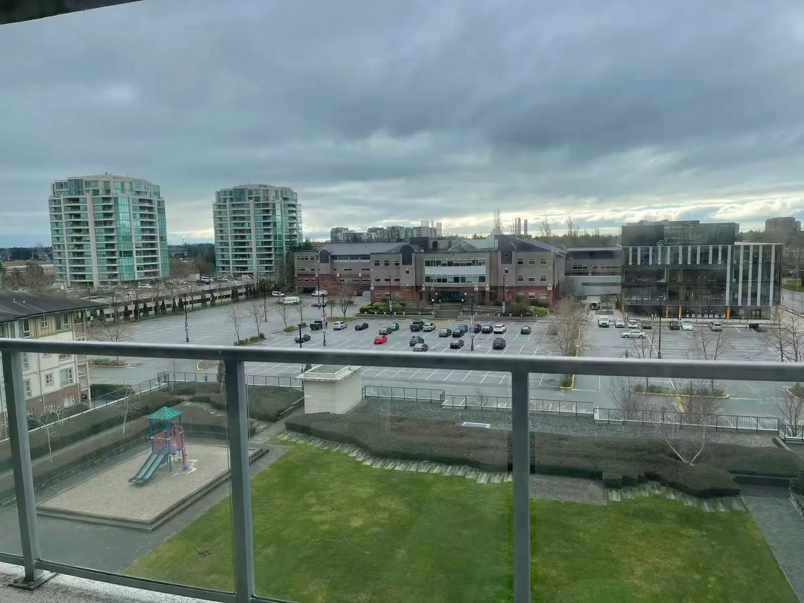 908 5068 KWANTLEN STREET, Richmond BC V6X 4K4