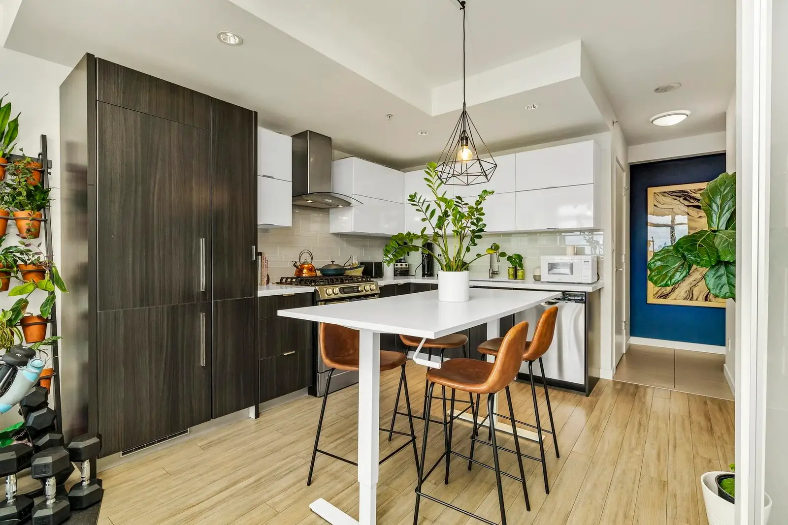 1604 1775 QUEBEC STREET, Vancouver BC V5T 0E3