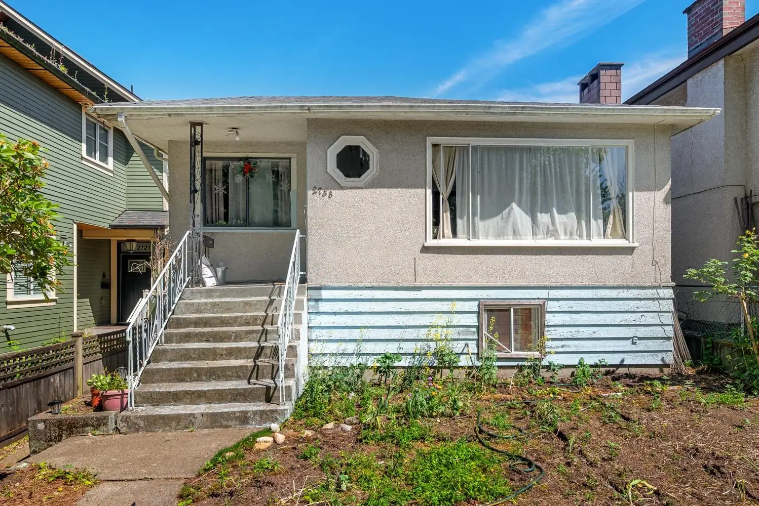 2733 E 28TH AVENUE, Vancouver BC V5R 1S1