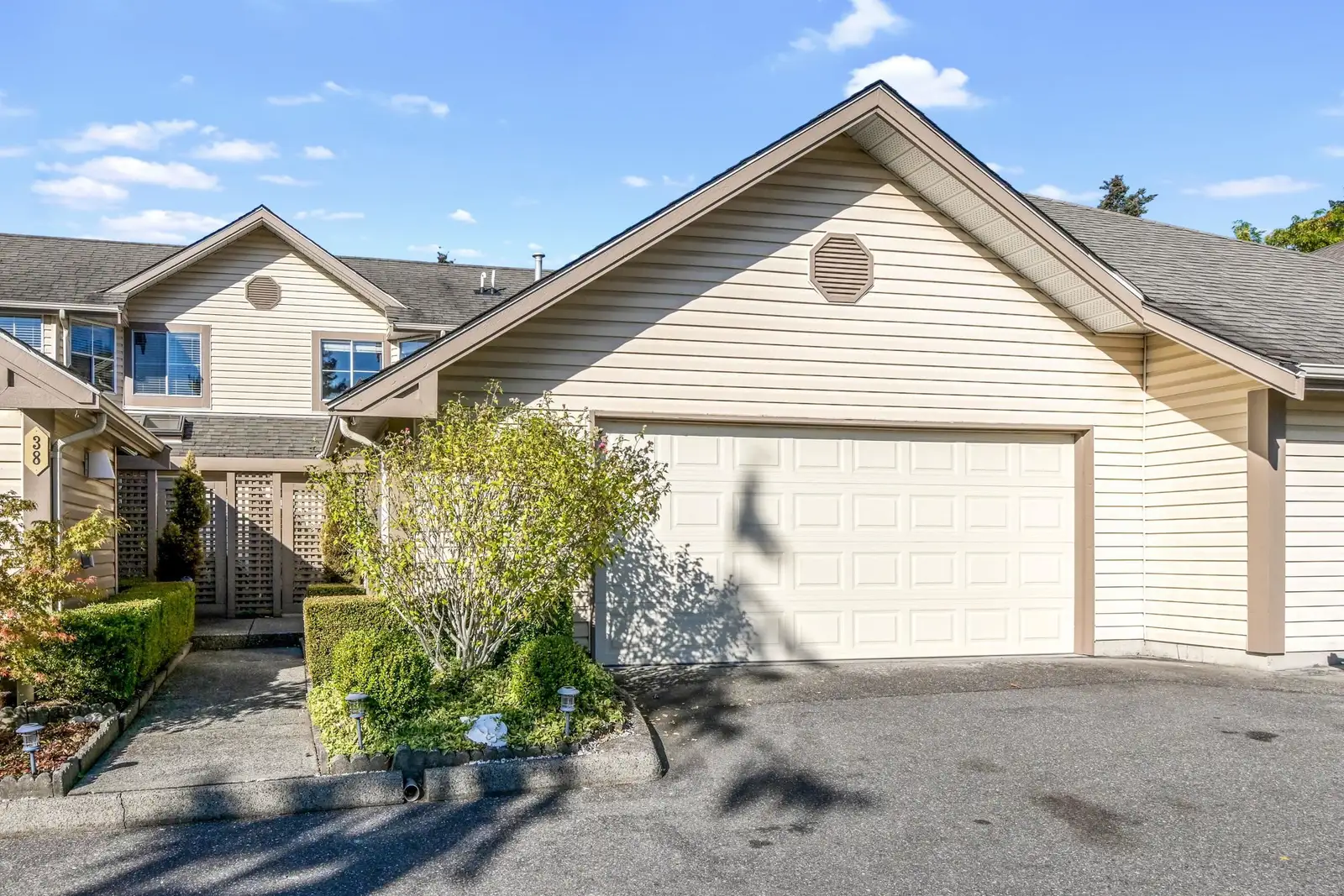 39 6140 192 STREET, Surrey BC V3S 7V7