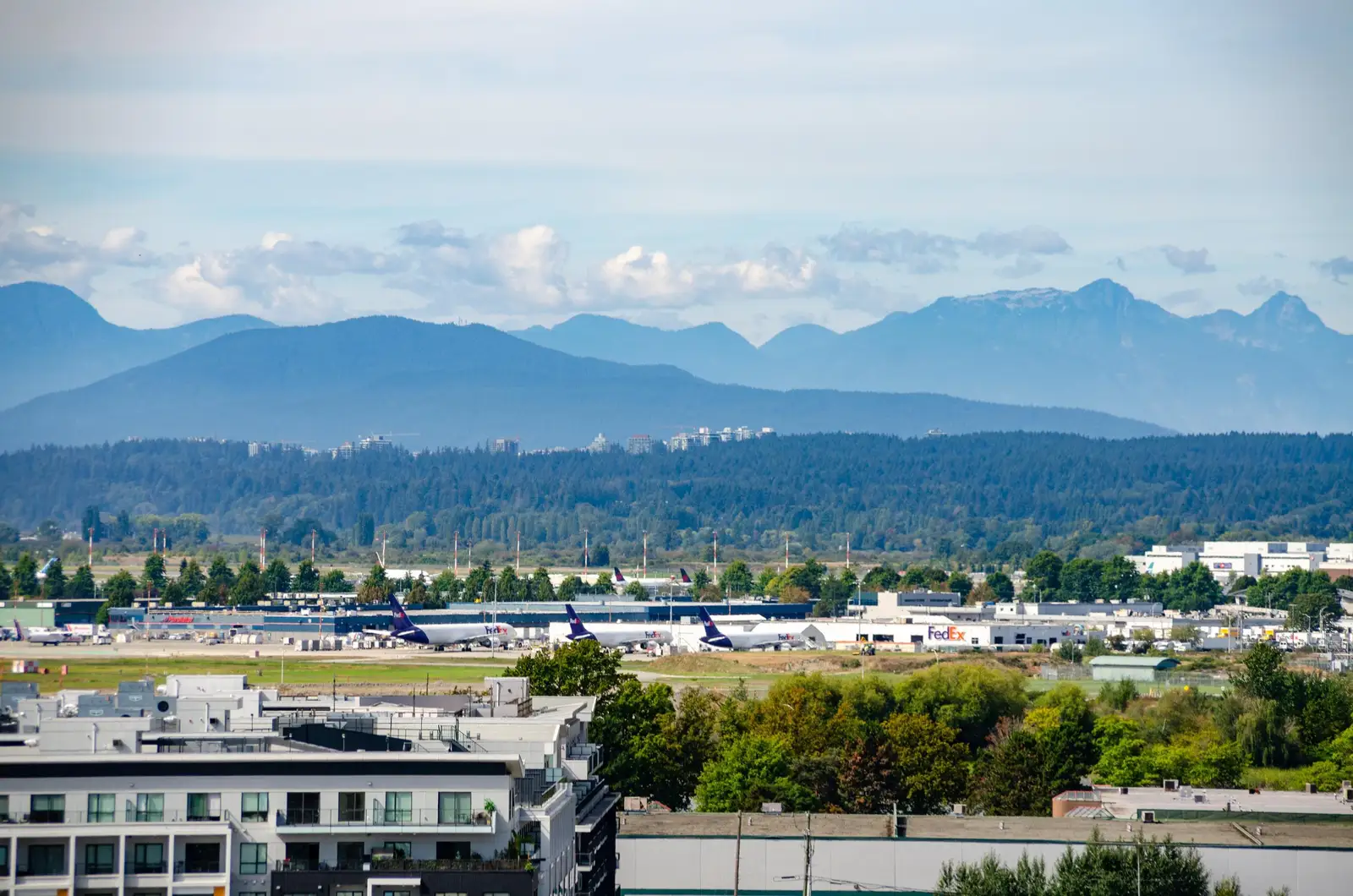 PH1 7988 ACKROYD ROAD, Richmond BC V6X 0K6